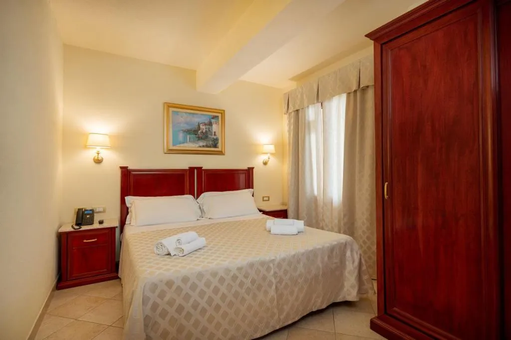 DOUBLE ECONOMY Room, Hotel Regina Elena, Olbia