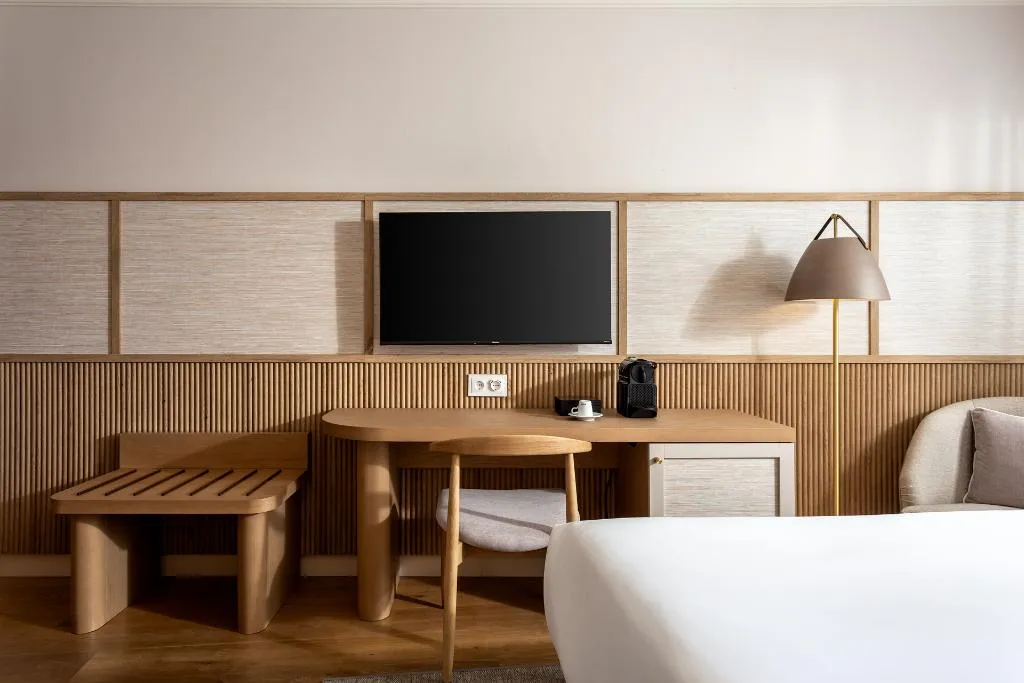 SINGLE CLASSIC RESORT VIEW Room, Grande Real Santa Eulalia Resort & Hotel Spa, Algarve