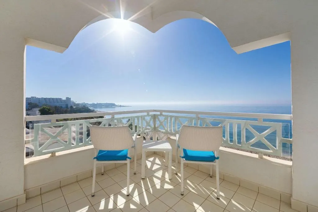 TWIN PREMIUM SEA VIEW Room, Radisson Blu Resort & Thalasso Hammamet, Tunisia