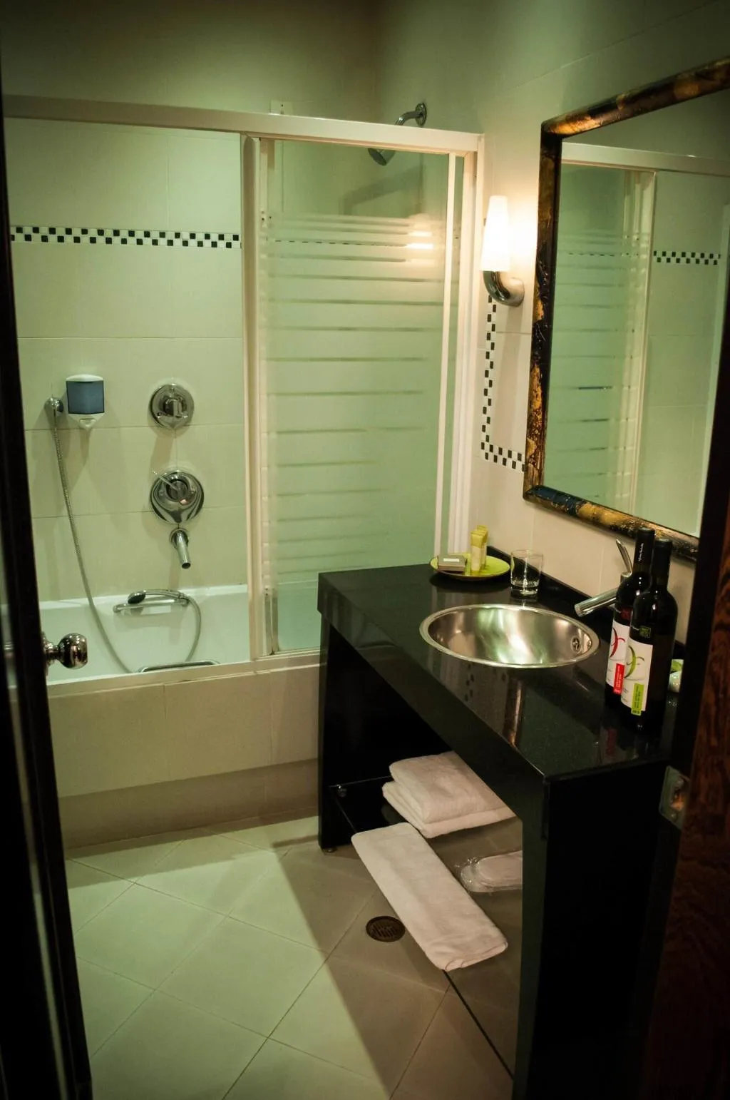 Room, Andromeda, Halkidiki