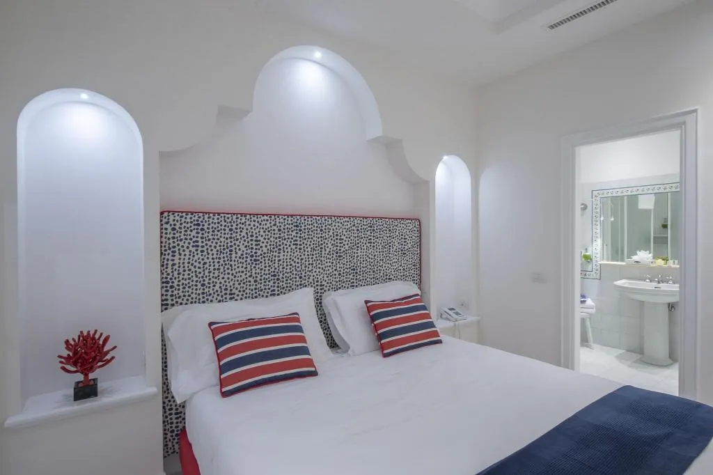 Double or Twin ECONOMY Room, Tramonto D'oro, Naples