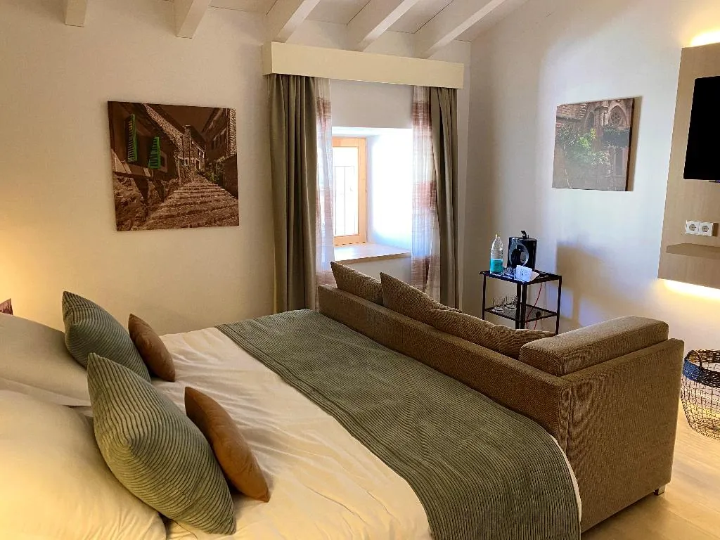 JUNIOR SUITE STANDARD Room, Soller Plaza, Majorca