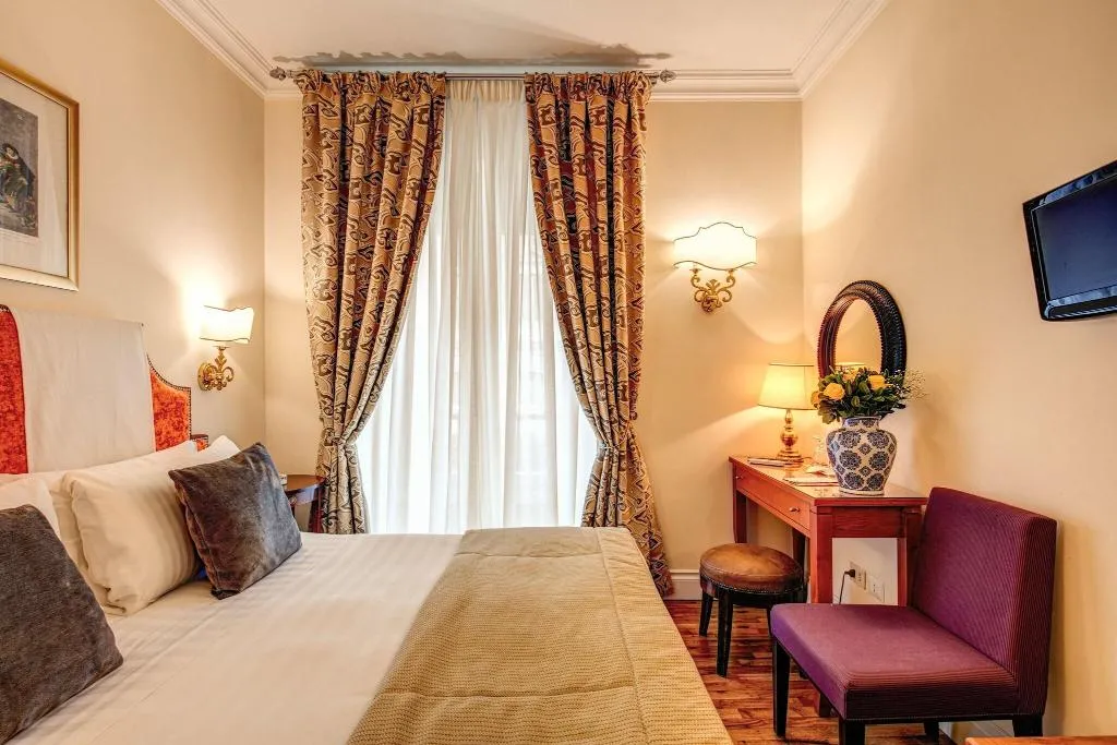DOUBLE CLASSIC Room, Hotel Cortina Roma, Rome