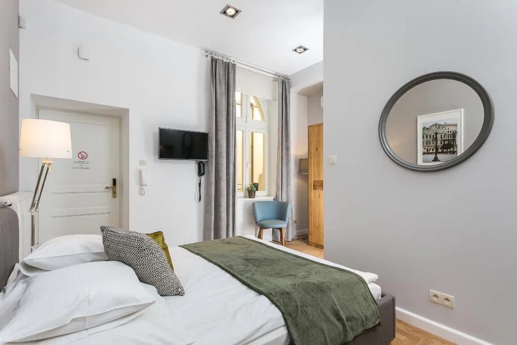 DOUBLE STANDARD Room, Venetian House Market Square Aparthotel, Krakow