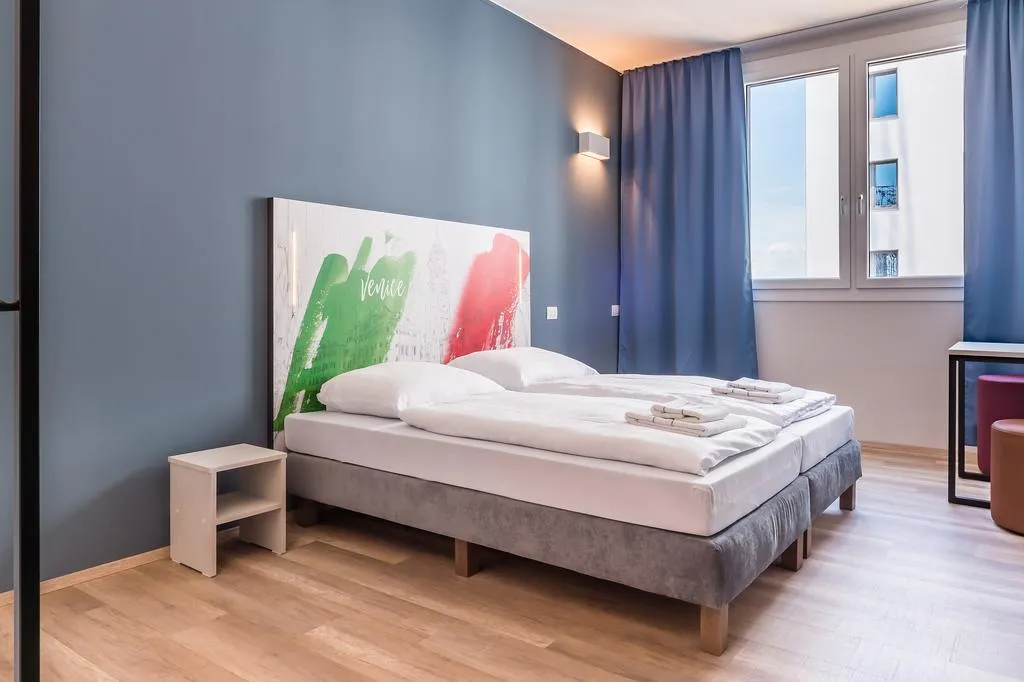 Room, a&o Hotel Venezia Mestre, Venice