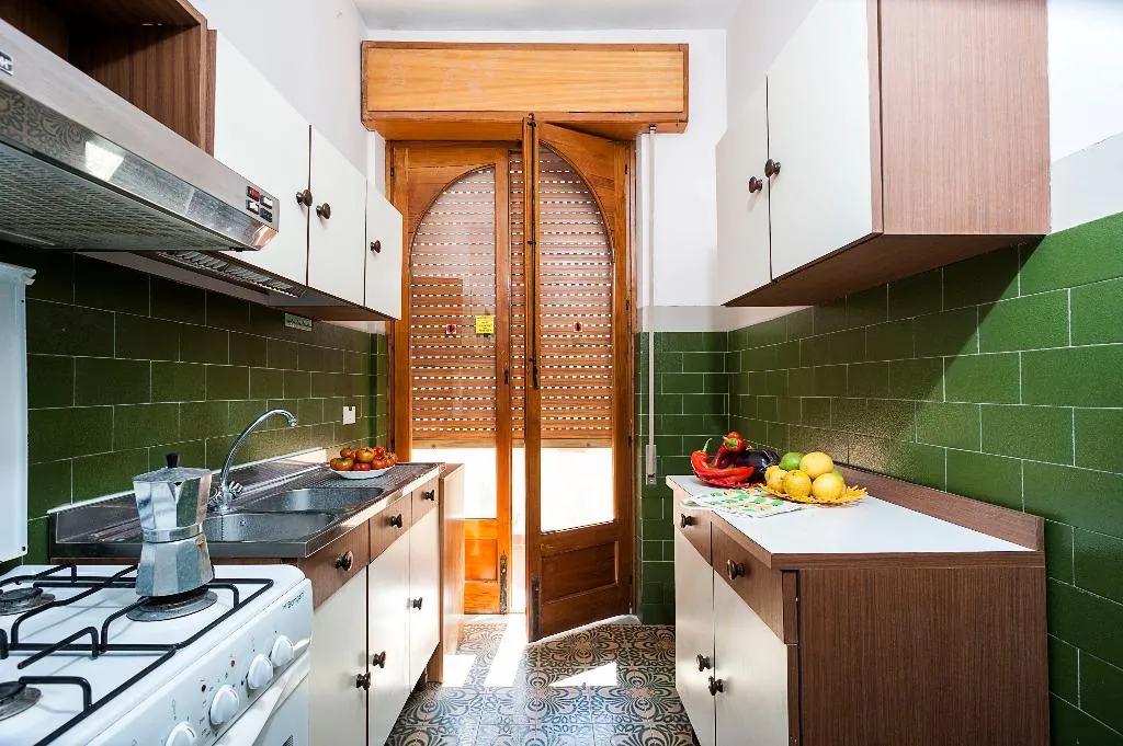 TRIPLE WITH BALCONY Room, Villa Liliana, Taormina