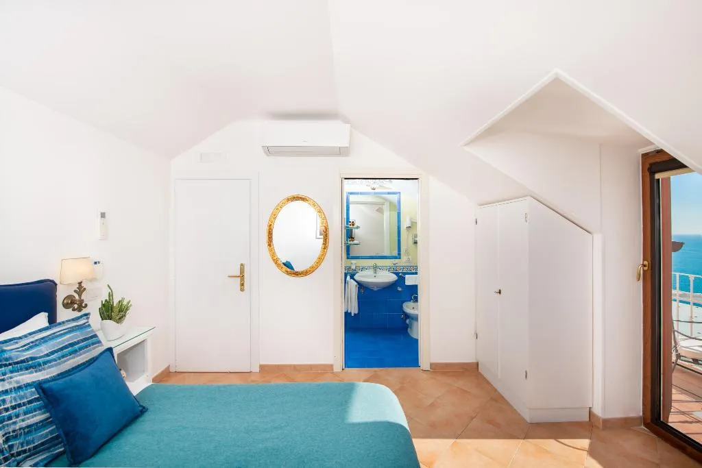 Double or Twin STANDARD Room, Hotel Villa Gabrisa, Naples