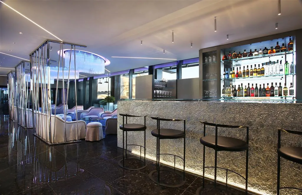Bar, Excelsior Hotel Gallia, a Luxury Collection Hotel, Milan