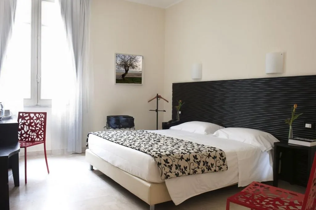 Double or Twin STANDARD Room, Garibaldi, Palermo