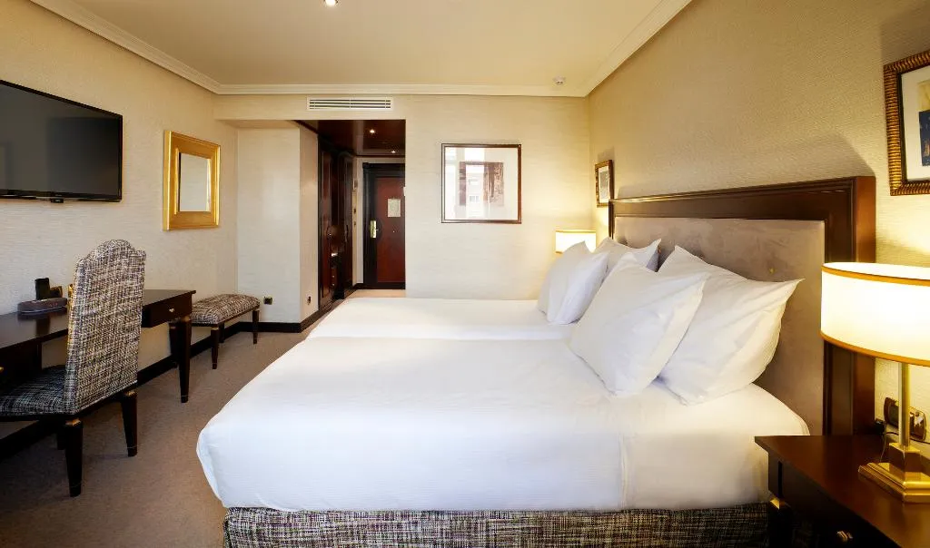 DOUBLE DELUXE Room, Hyatt Regency Hesperia Madrid, Madrid