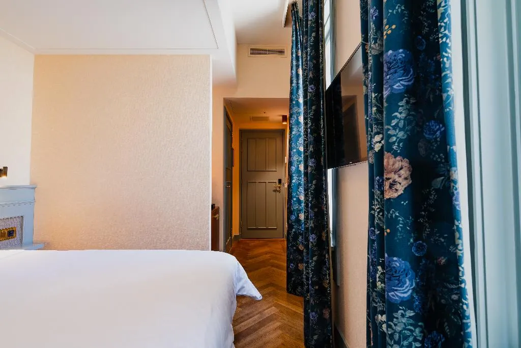 DOUBLE BASIC Room, Hotel Mercier, Amsterdam