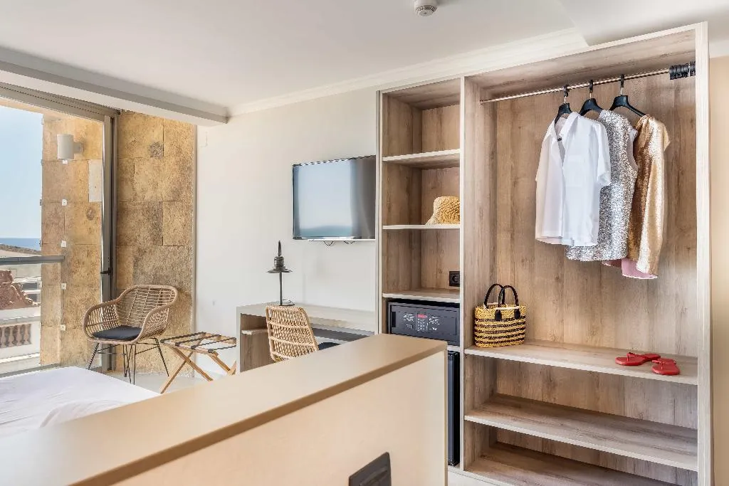 Room, Metropol Hotel, Costa Brava