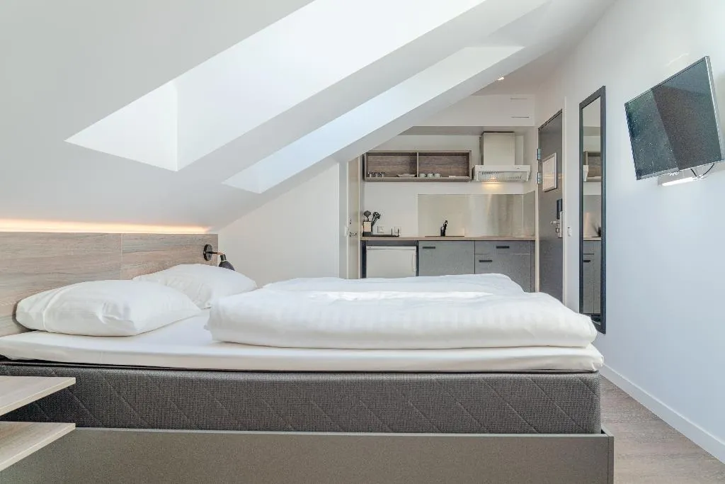 TRIPLE STANDARD Room, Copenhagen Go Hotel, Copenhagen