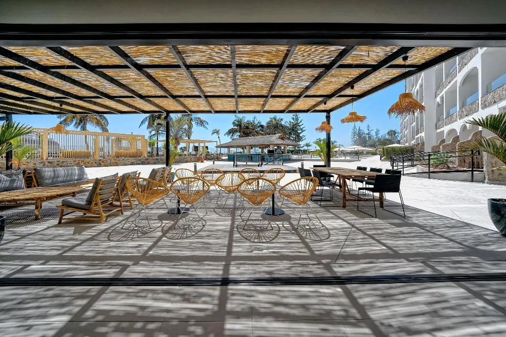 Terrace, H10 Costa Mogán - Adults Only, Gran Canaria
