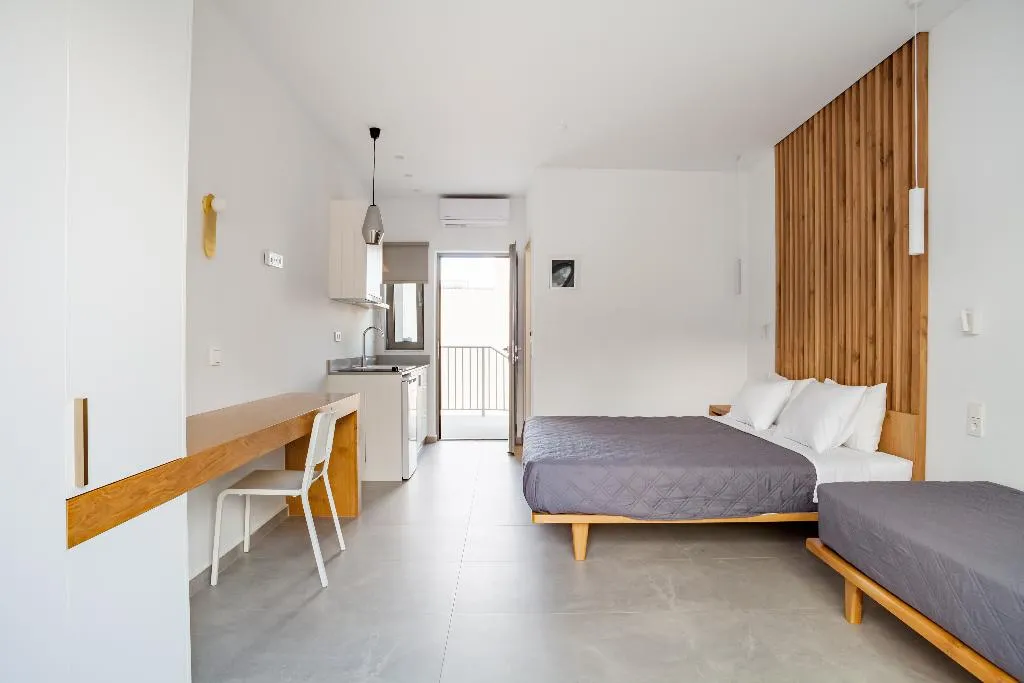JUNIOR SUITE DELUXE WITH BALCONY Room, Melissa Apartments Malia, Crete