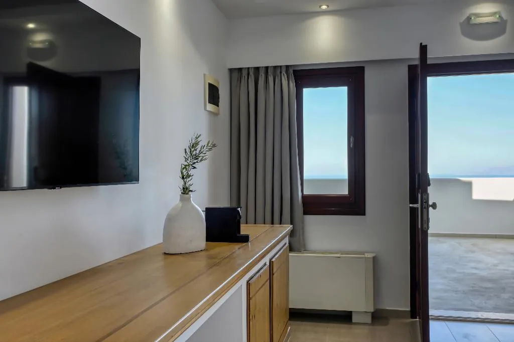SUITE PREMIUM Room, splendour hotel and suites, Santorini
