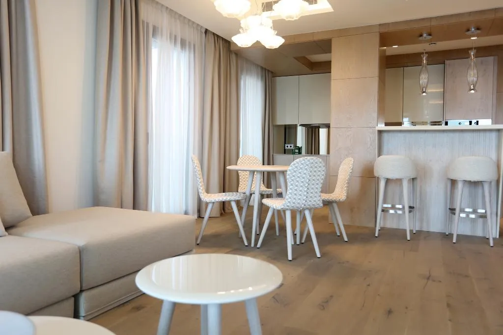 APARTMENT CAPACITY 4 TWO BEDROOMS Room, Cosmo Apartments Platja D'Aro, Costa Brava