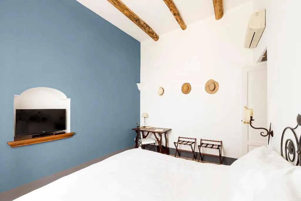 Room, Relais Regina Giovanna, Naples