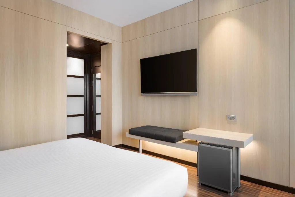 Room, AC Milano, Milan