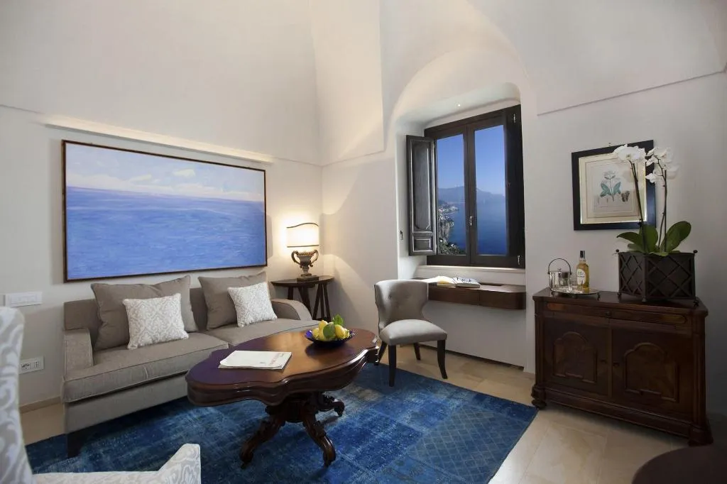 Room, Monastero Santa Rosa Hotel & Spa, Naples