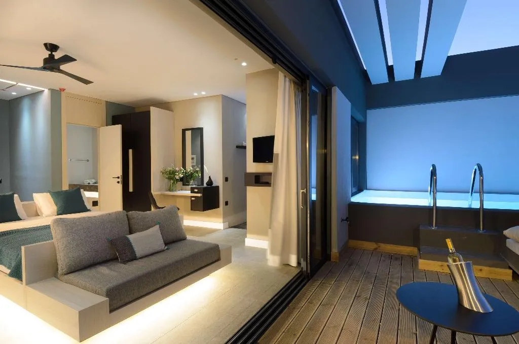 SUITE WITH PRIVATE POOL Room, Domes Aulus Elounda, Curio Collection by Hilton, Crete