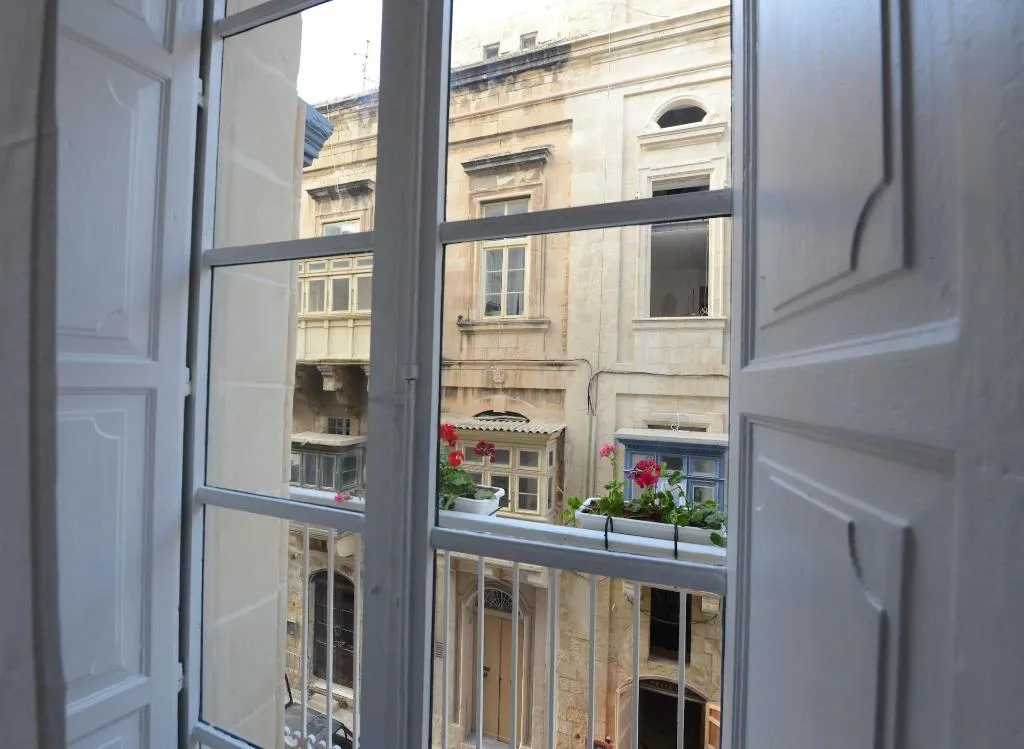 Room, Paulos Valletta, Malta