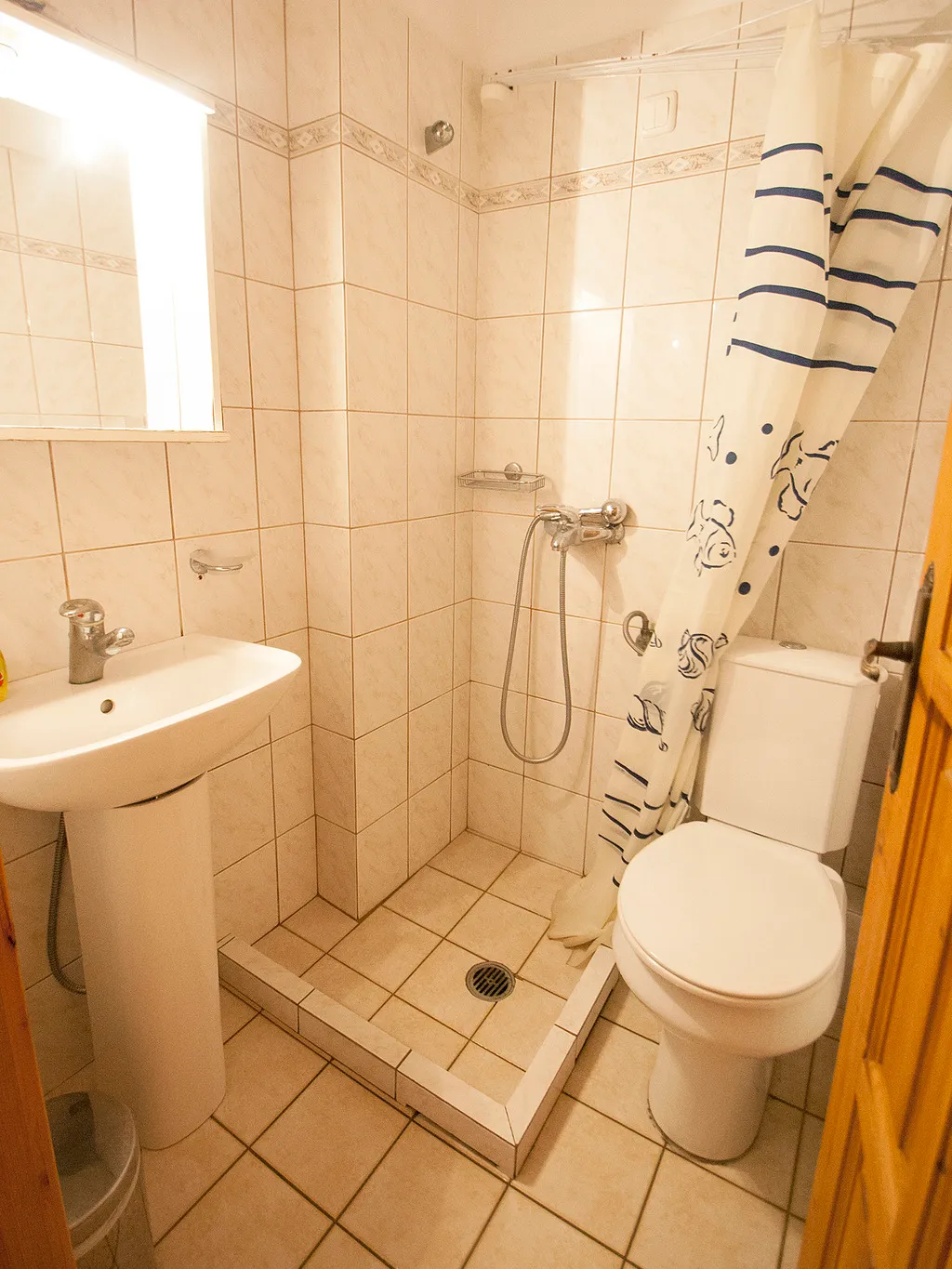 TRIPLE STANDARD Room, Pension Laura, Skiathos