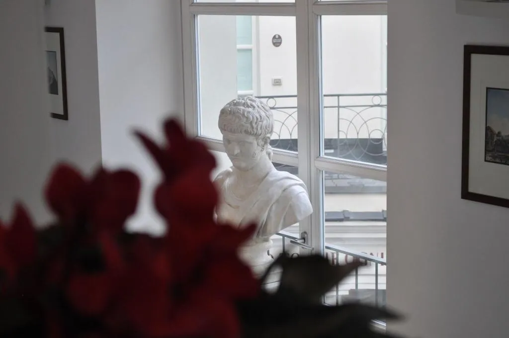 Lobby, Hotel Neronensis, Naples