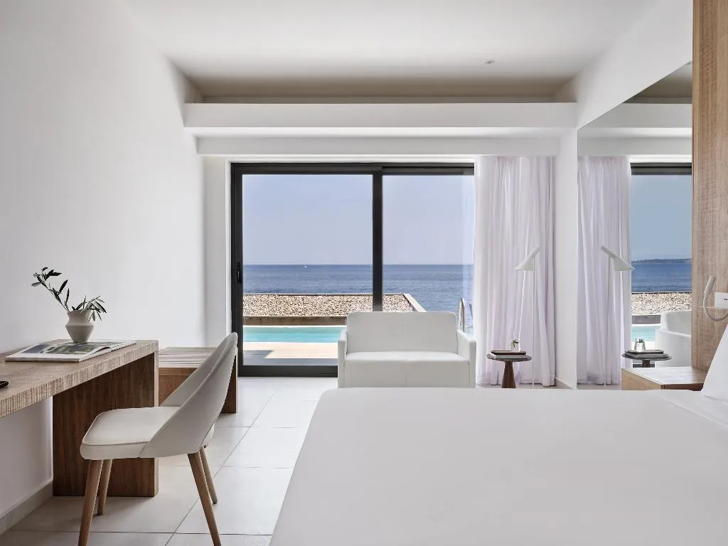 JUNIOR SUITE POOL VIEW Room, Atlantica Nissaki Beach, Corfu
