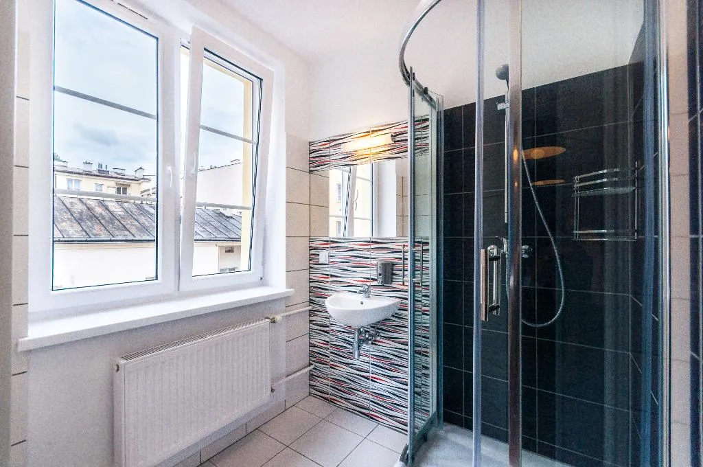TRIPLE DELUXE Room, Hostel Premium Kraków, Krakow