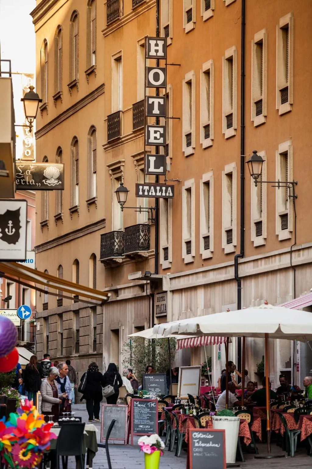 General view, Italia, Cagliari