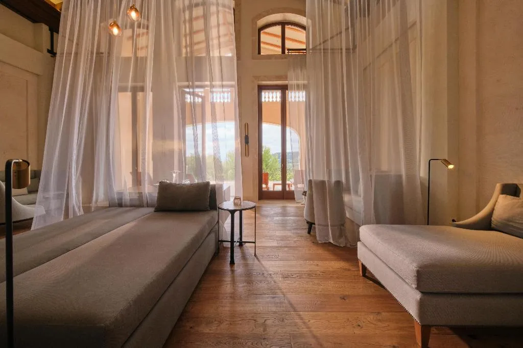 Sports and Entertainment, Cap Vermell Grand Hotel, Majorca