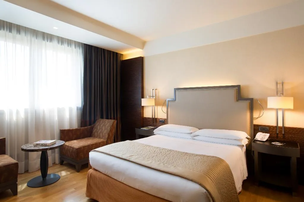 DOUBLE SINGLE USE SUPERIOR Room, Starhotels Grand Milan, Milan