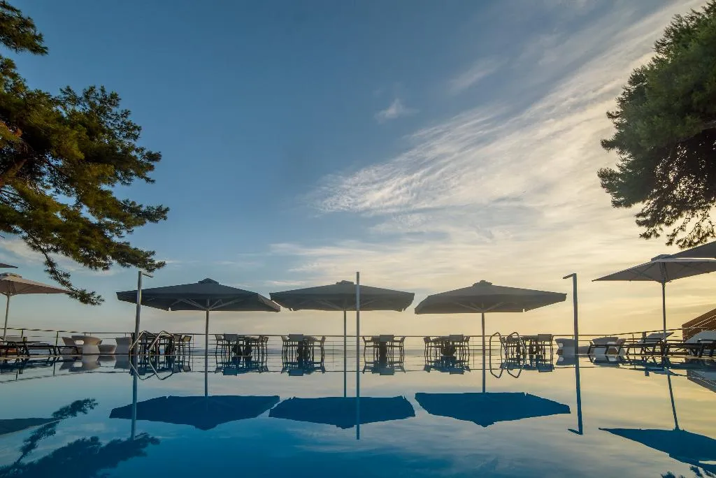 Pool, Poseidon Hotel, Athens
