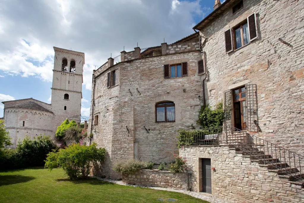 SUITE CAPACITY 3 Room, Residenza D'Epoca di San Crispino, Perugia