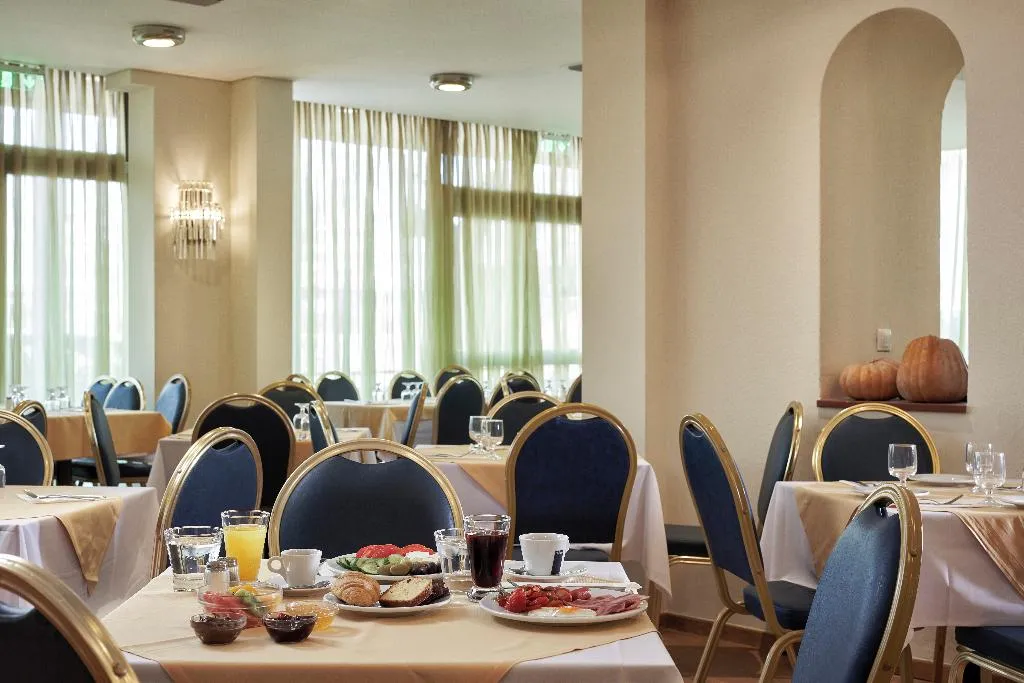 Restaurant, Candia Hotel, Athens