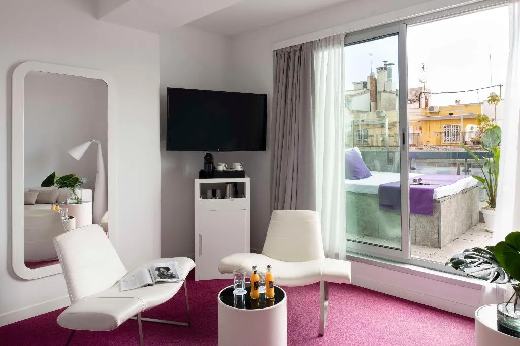 JUNIOR SUITE WITH TERRACE Room, Allegro Barcelona, Barcelona