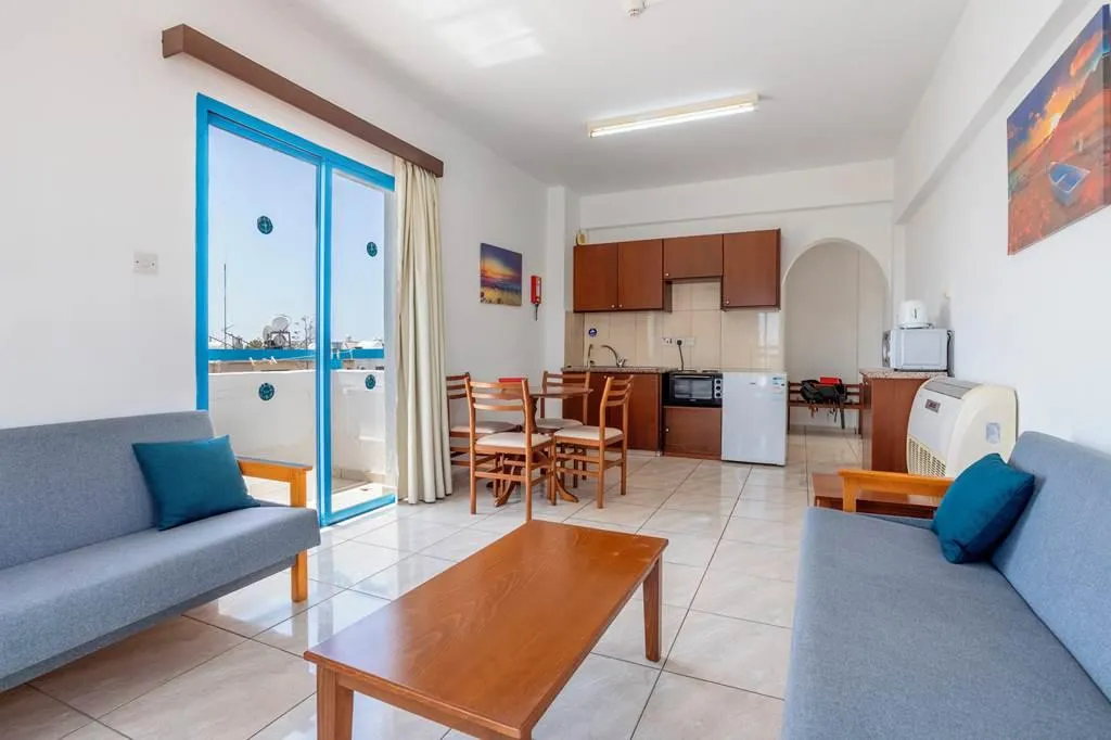 Room, Kefalonitis Apartments, Cyprus