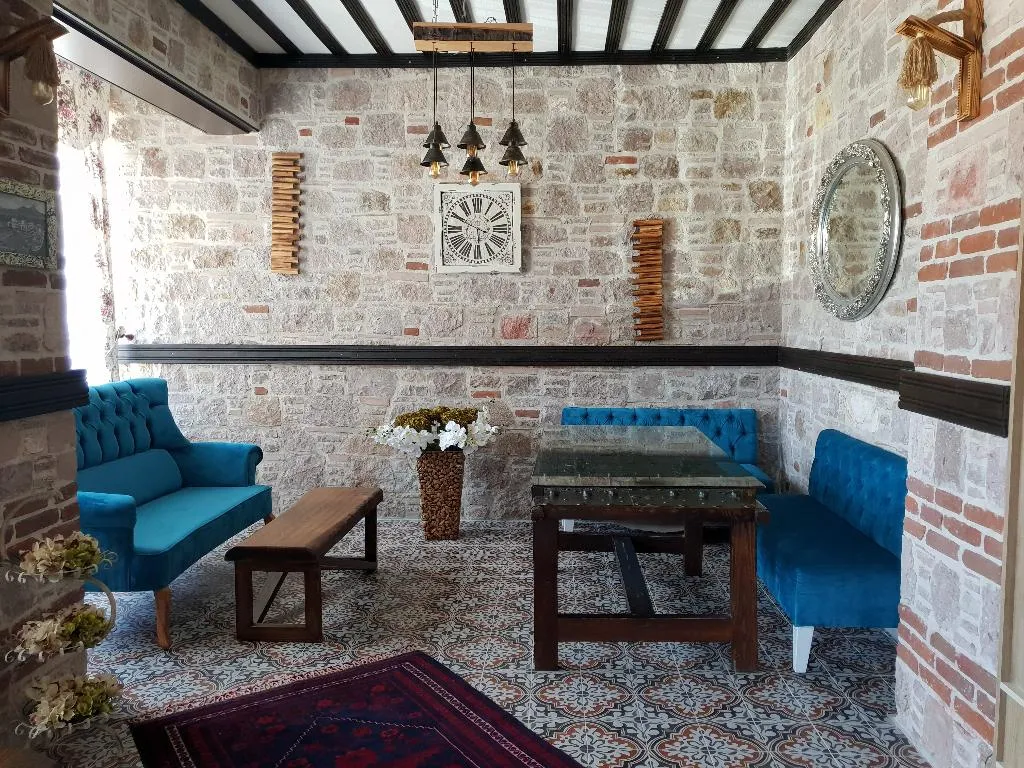 Lobby, Cunda Aksaç Otel, Izmir