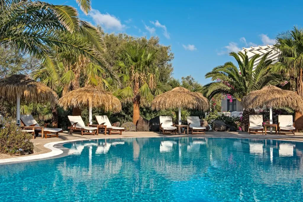 Pool, Atlantis Beach Villas, Santorini