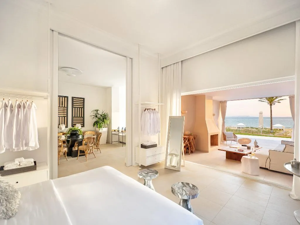 VILLA BEACH FRONT WITH PRIVATE POOL Room, Mandola Rosa, A Resort to Live, Athens