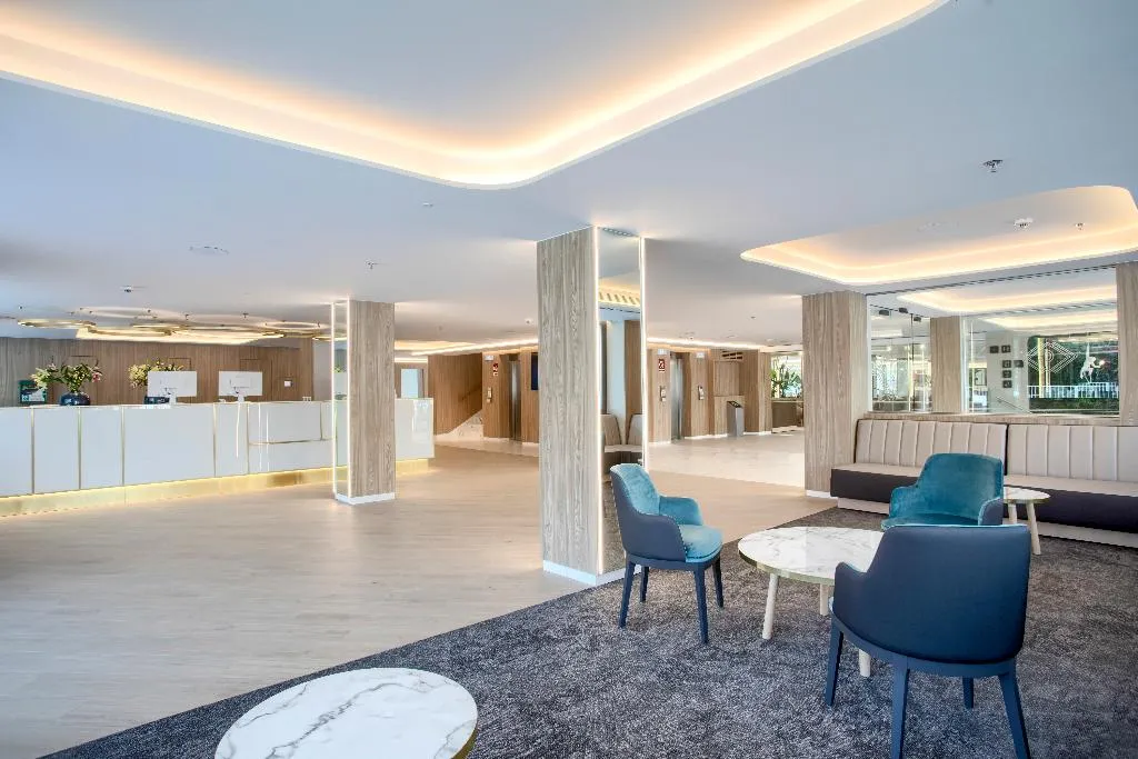Lobby, Presidente, Costa Blanca