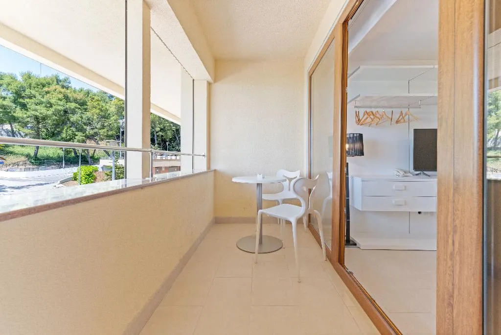 DOUBLE GARDEN VIEW Room, The Residence, Split