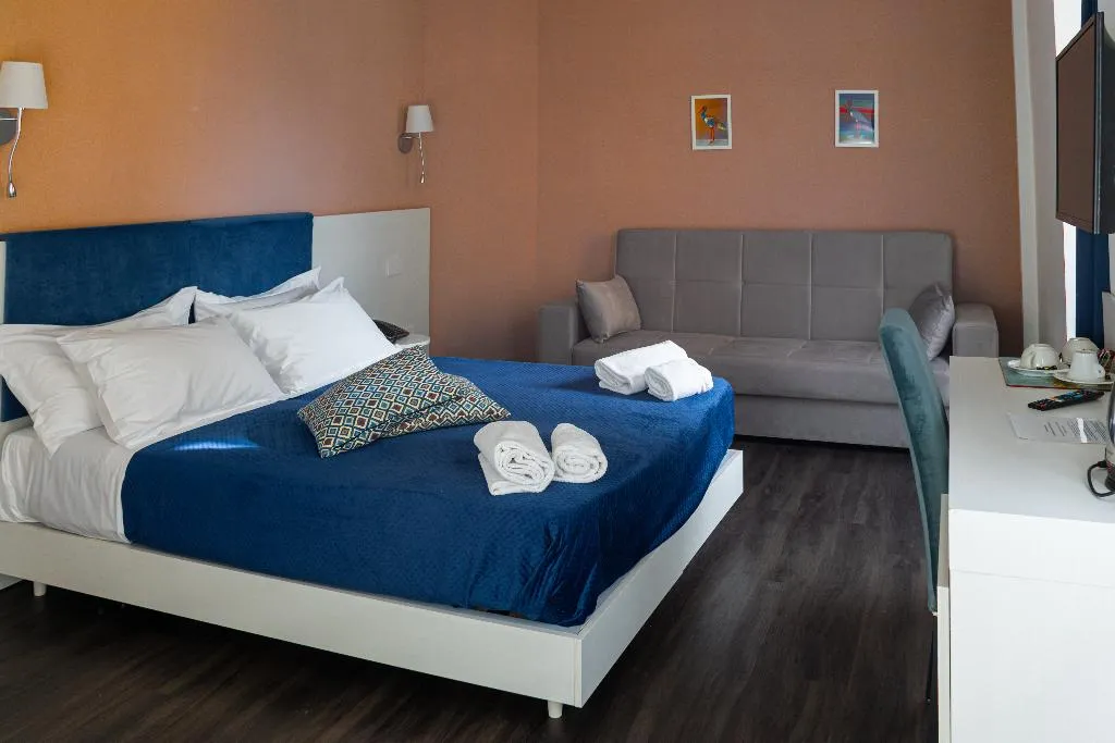DOUBLE DELUXE Room, Palazzo Cappuccini Art Relais, Naples