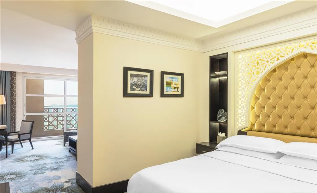 General view, Sheraton Sharjah Beach Resort & Spa, Dubai