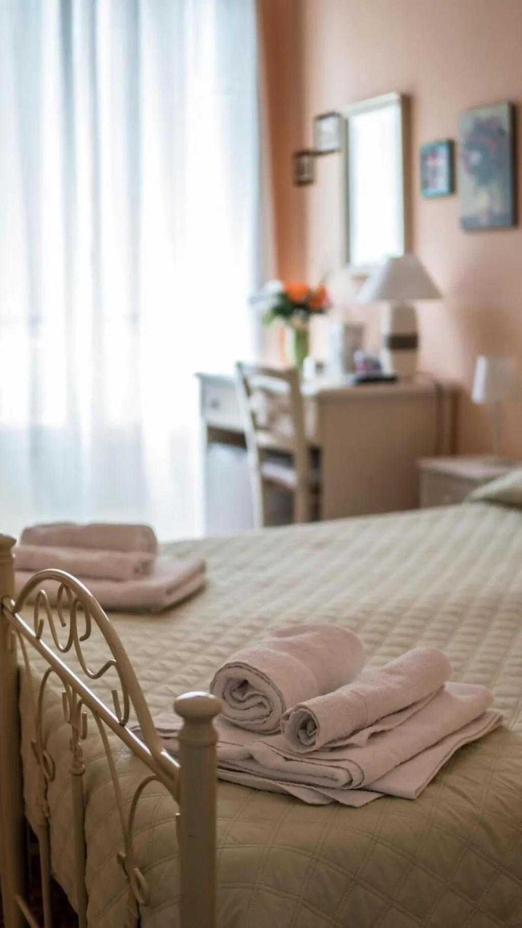 Room, Sikelia, Catania