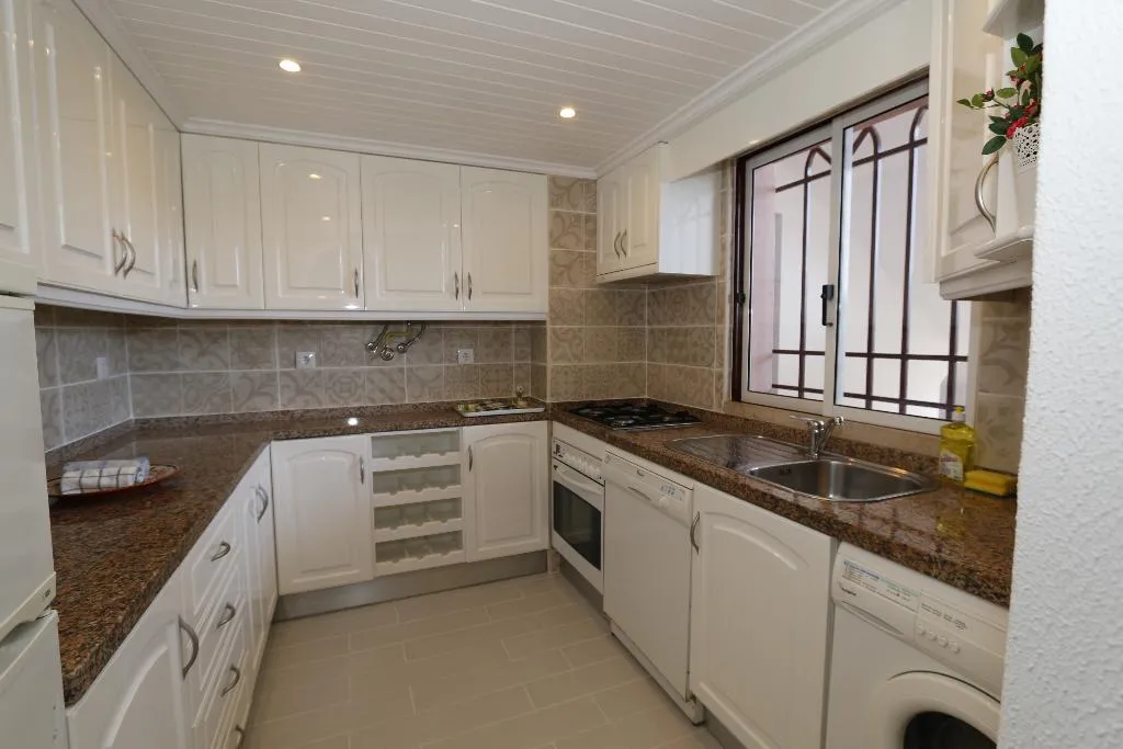 APARTMENT TWO BEDROOMS Room, Apartamentos The Old Village by Village 4u, Algarve