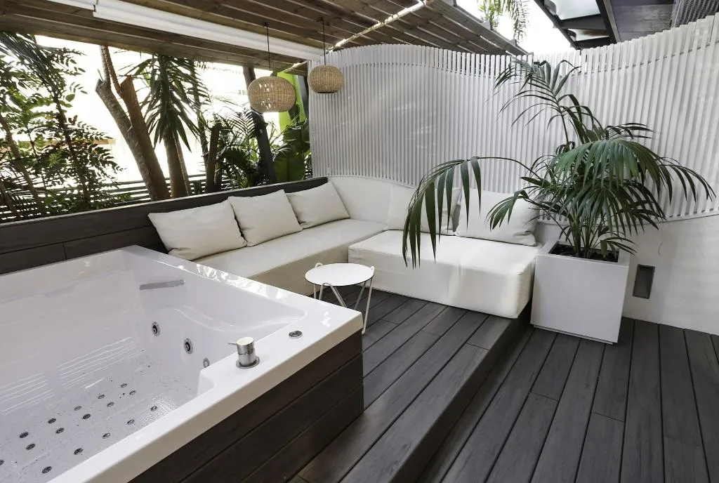 DOUBLE DELUXE KING BED Room, Kaktus Playa, Costa Brava