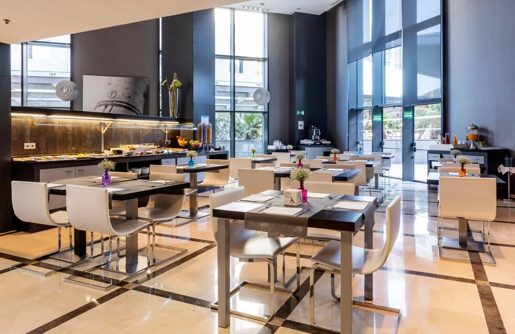 Restaurant, Ilunion Aqua 4, Valencia
