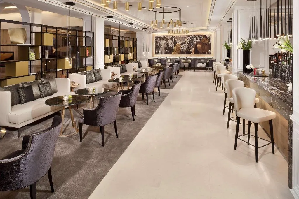 Restaurant, Palacio de los Duques Gran Meliá, Madrid